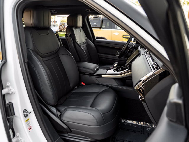 2025 Land Rover Range Rover Sport Dynamic SE