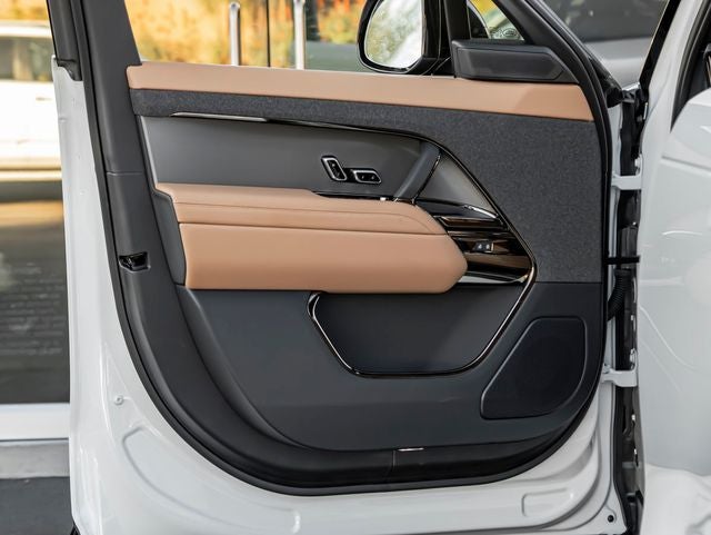 2026 Land Rover Range Rover Sport SE