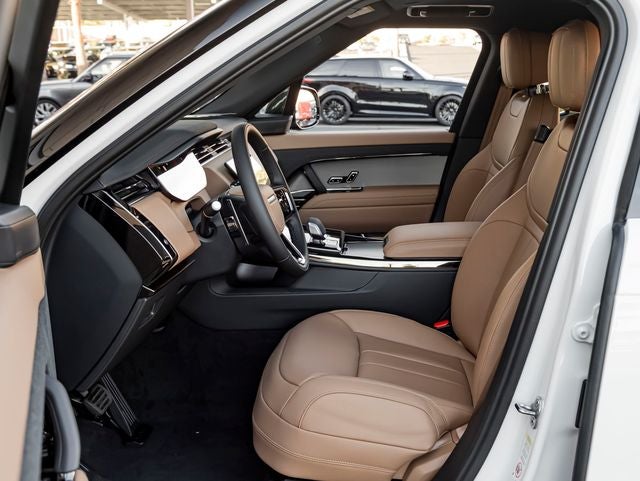 2026 Land Rover Range Rover Sport SE