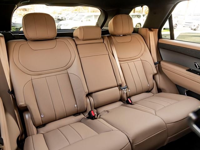 2026 Land Rover Range Rover Sport SE