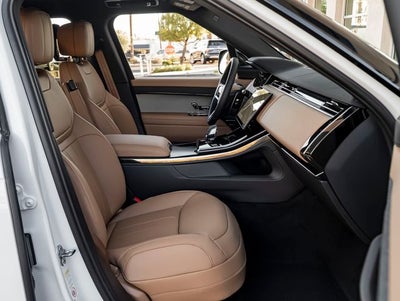 2026 Land Rover Range Rover Sport SE