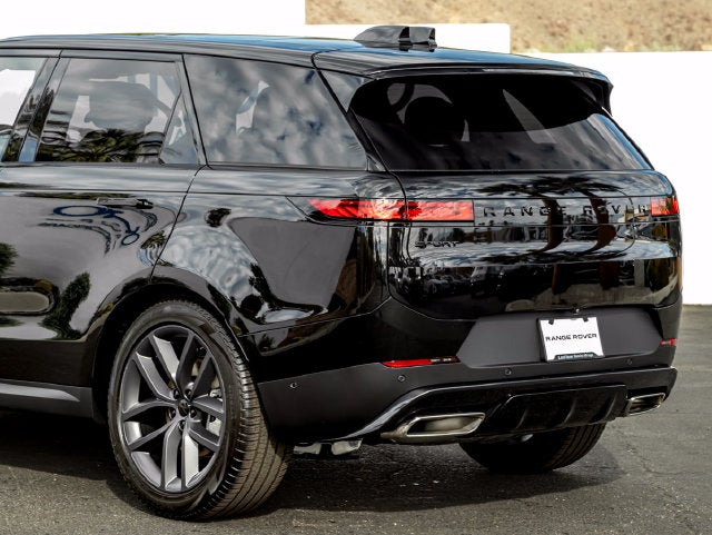 2027 Land Rover Range Rover Sport SE