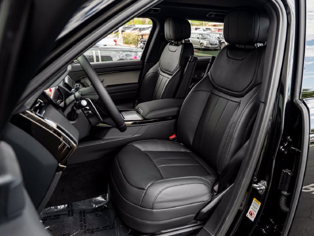 2027 Land Rover Range Rover Sport SE