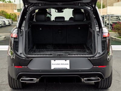 2027 Land Rover Range Rover Sport SE