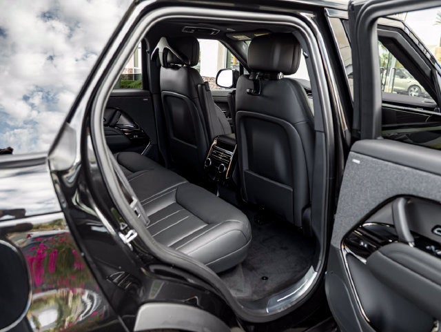 2027 Land Rover Range Rover Sport SE