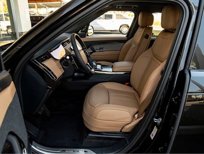 2026 Land Rover Range Rover Sport SE