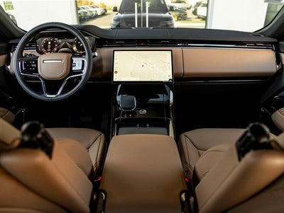 2026 Land Rover Range Rover Sport SE