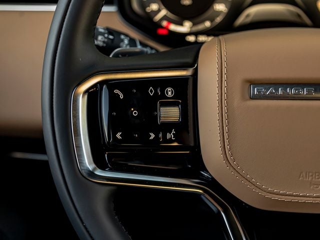 2026 Land Rover Range Rover Sport SE