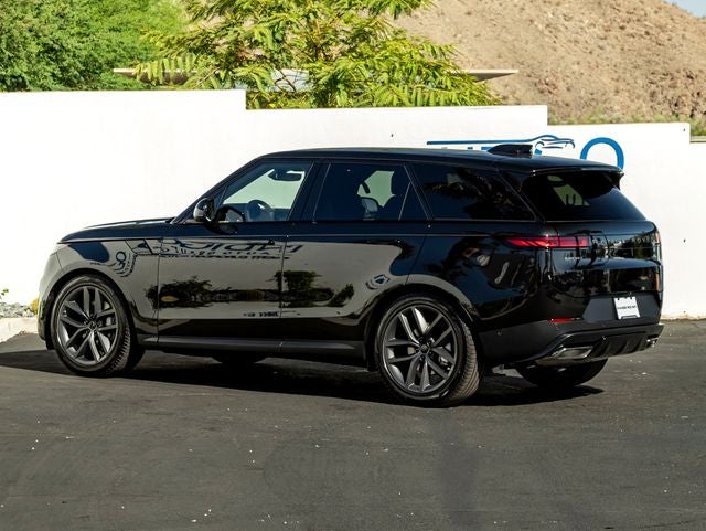 2026 Land Rover Range Rover Sport SE