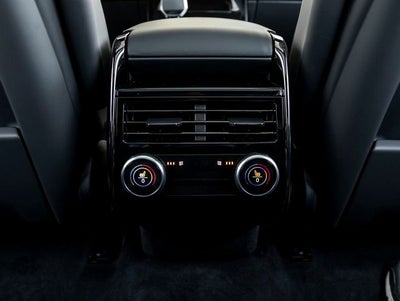 2027 Land Rover Range Rover Sport SE