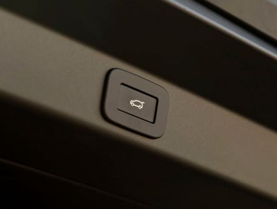 2027 Land Rover Range Rover Sport SE