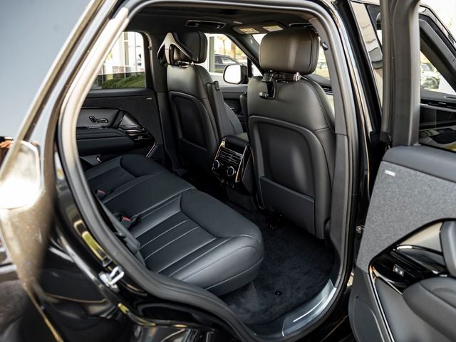 2027 Land Rover Range Rover Sport SE