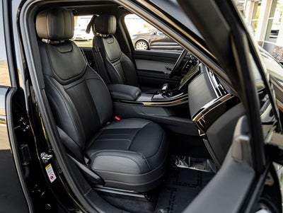 2027 Land Rover Range Rover Sport SE
