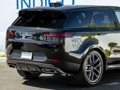 2027 Land Rover Range Rover Sport SE