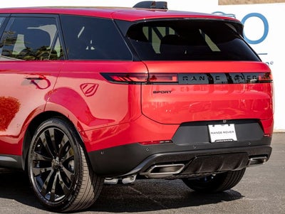 2026 Land Rover Range Rover Sport SE