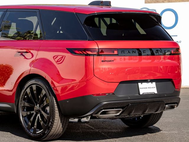 2026 Land Rover Range Rover Sport SE