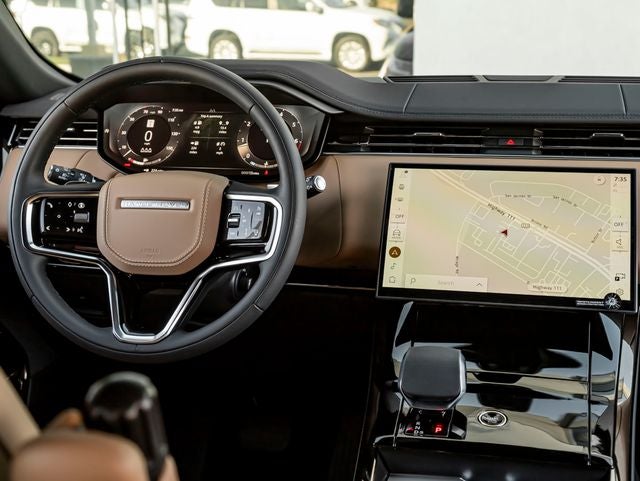 2026 Land Rover Range Rover Sport SE