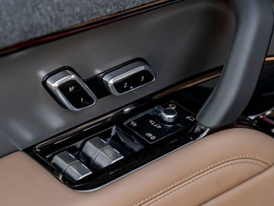 2026 Land Rover Range Rover Sport SE