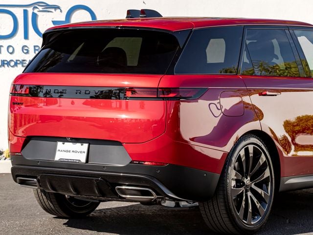 2026 Land Rover Range Rover Sport SE