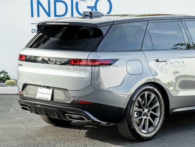 2025 Land Rover Range Rover Sport SE