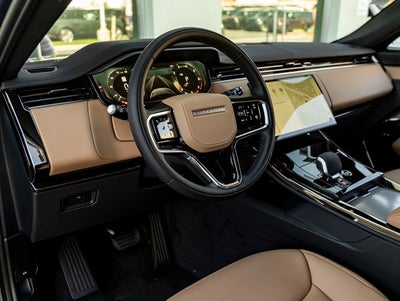 2026 Land Rover Range Rover Sport SE