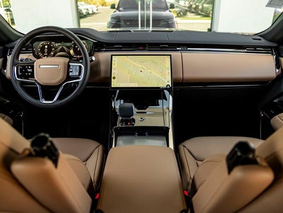 2026 Land Rover Range Rover Sport SE
