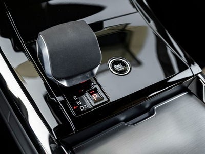 2026 Land Rover Range Rover Sport SE
