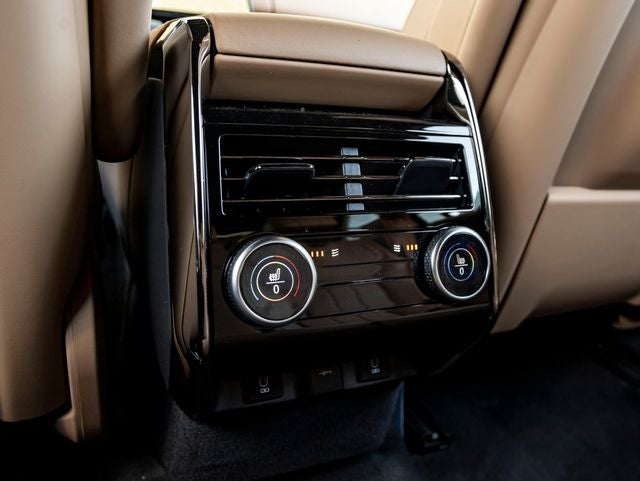 2026 Land Rover Range Rover Sport SE