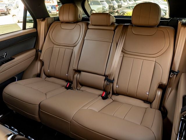 2026 Land Rover Range Rover Sport SE