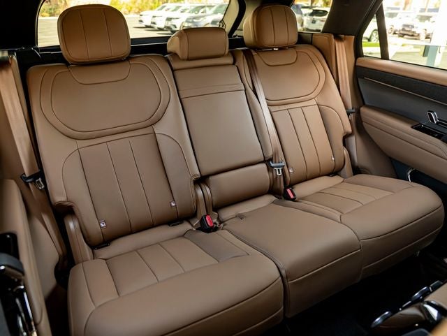 2026 Land Rover Range Rover Sport SE