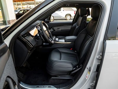 2026 Land Rover Range Rover Sport SE