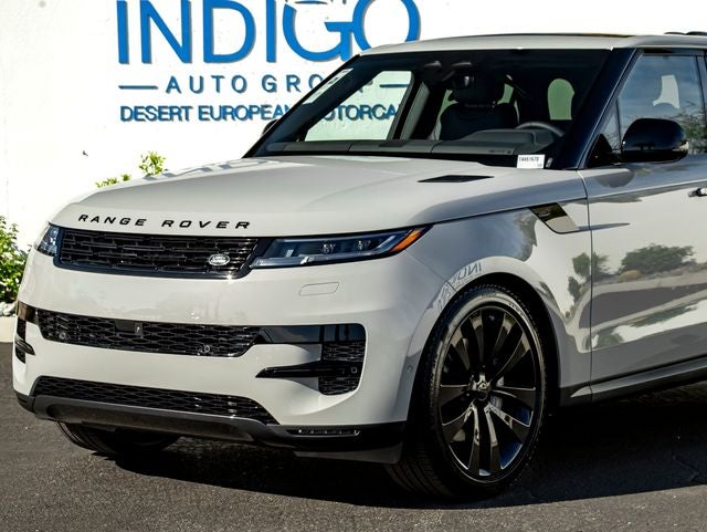 2026 Land Rover Range Rover Sport SE