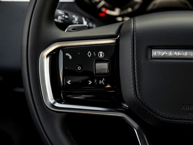 2026 Land Rover Range Rover Sport SE