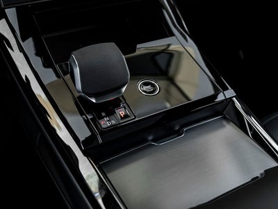 2026 Land Rover Range Rover Sport SE