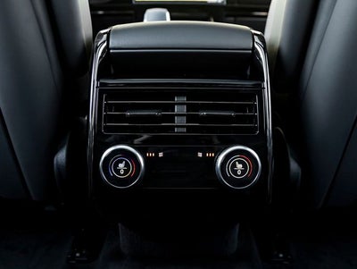 2026 Land Rover Range Rover Sport SE