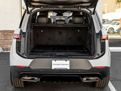 2026 Land Rover Range Rover Sport SE