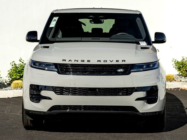 2026 Land Rover Range Rover Sport SE