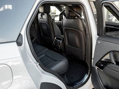 2026 Land Rover Range Rover Sport SE