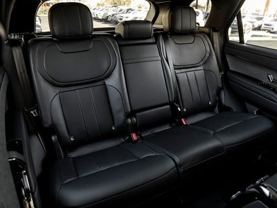 2026 Land Rover Range Rover Sport SE
