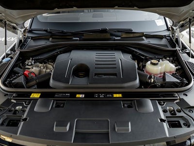 2026 Land Rover Range Rover Sport SE