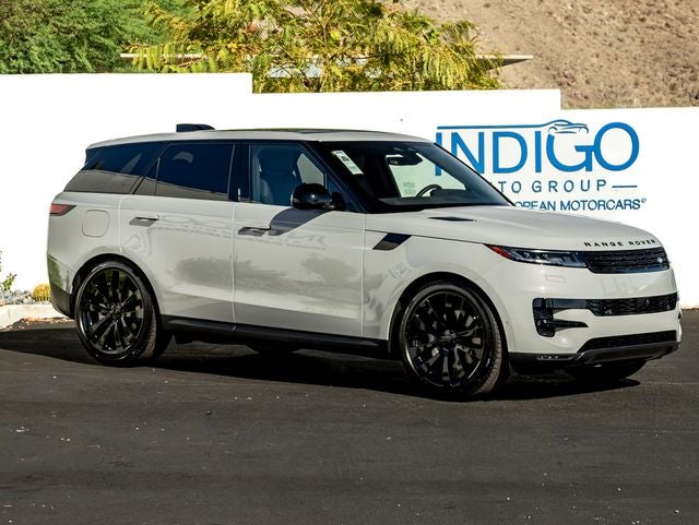 2026 Land Rover Range Rover Sport SE