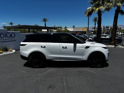 2024 Land Rover Range Rover Sport SE