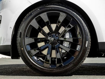 2026 Land Rover Range Rover Sport SE