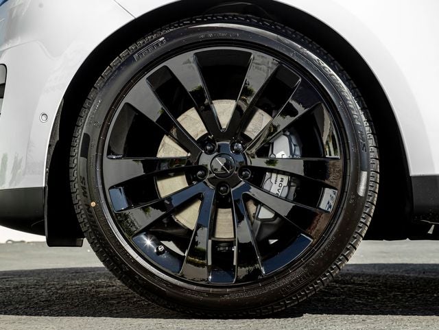 2026 Land Rover Range Rover Sport SE