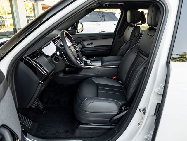 2026 Land Rover Range Rover Sport SE