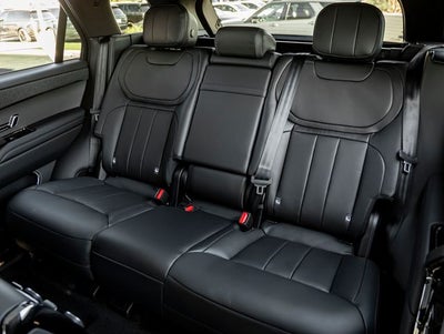 2026 Land Rover Range Rover Sport SE