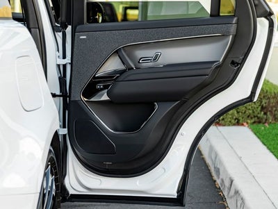 2026 Land Rover Range Rover Sport SE