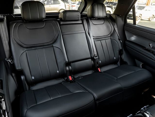 2026 Land Rover Range Rover Sport SE