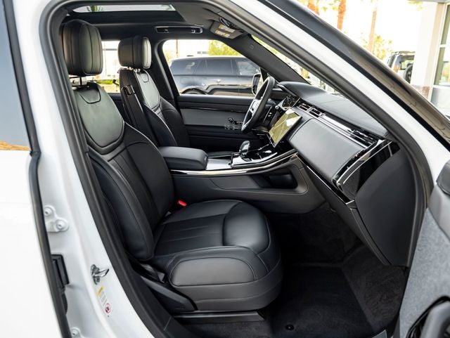 2026 Land Rover Range Rover Sport SE
