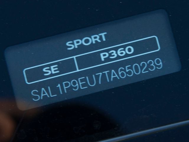 2026 Land Rover Range Rover Sport SE